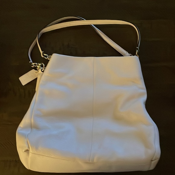 Like new coach bag - Picture 5 of 8